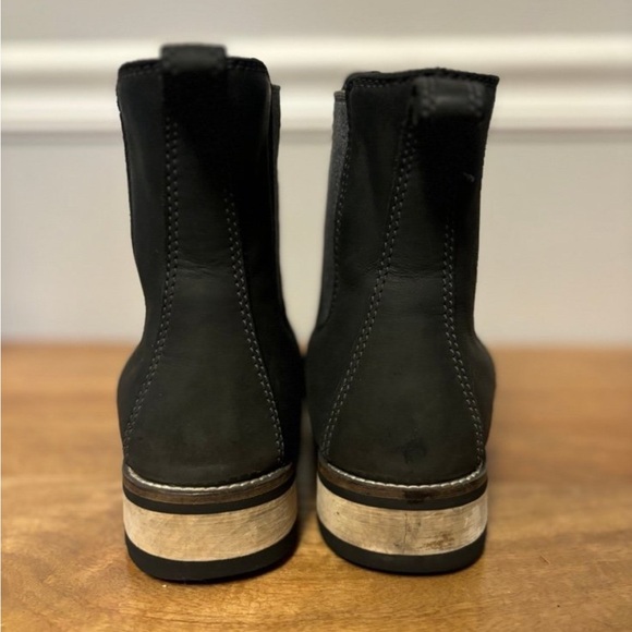 Dark gray Kodiak Boots - Picture 2 of 5